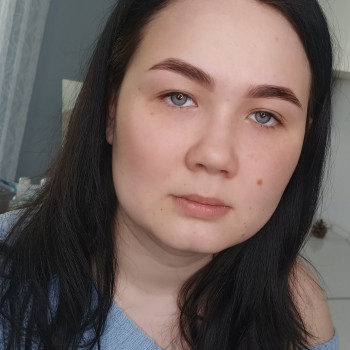 Корекція і фарбування брів
                    Визажист Катерина Львов