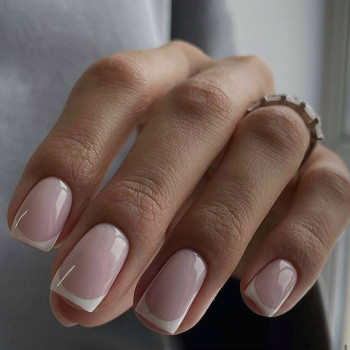 Манікюр та покриття
                    Салон красоты Beauty Bar Винница