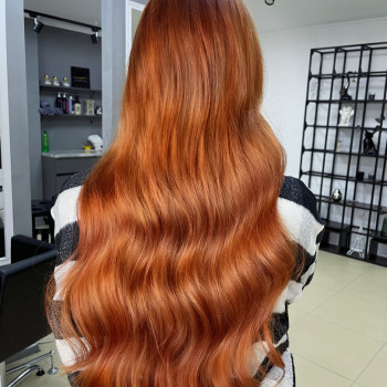 Фарбування волосся
                    Салон краси Beauty Bar Вінниця