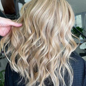 Фото з портфоліо майстра Елена Носоненко Кочевська (перукар, Дніпро)