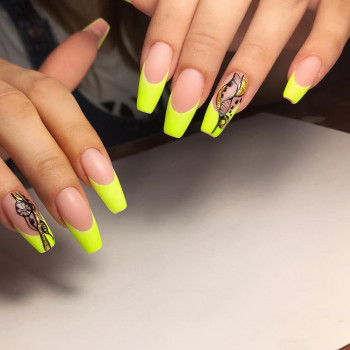 Нарощування нігтів Гель / Акрил / Полігель
                    Салон краси НоготОк Київ