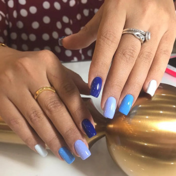 Нарощування нігтів Гель / Акрил / Полігель
                    Салон краси НоготОк Київ