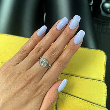 Наращивание ногтей с однотонным покрытием гель-лаком