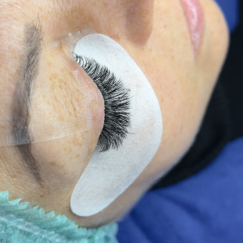 Нарощення вій
                    Лешмейкер Ксюша Хмельницкий