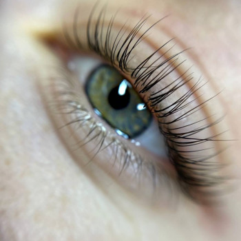 Ламінування вій