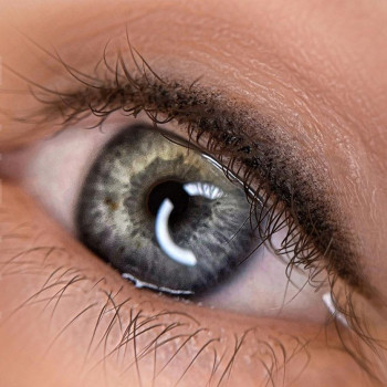 Перманентный макияж век