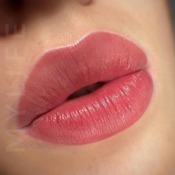 Перманентний макіяж губ в акварельній техніці, фото - Салон краси MYLIFE BEAUTY STUDIO