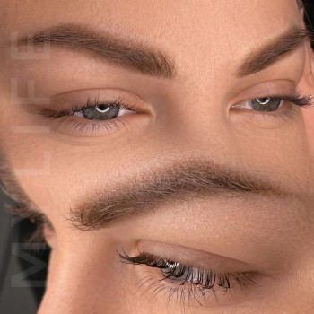 Перманентный макияж бровей