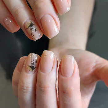 Маникюр + гель-лак
                    Подолог Ольга Бровары