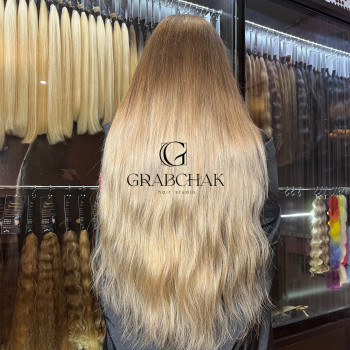 Итальянское наращивание на кератиновые капсулы
                    Салон красоты Студія волосся Тетяни Грабчак Киев