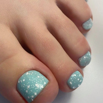 Педикюр (зняття+чистка+покриття гель-лаком)
                    Майстер манікюру Надія Львів