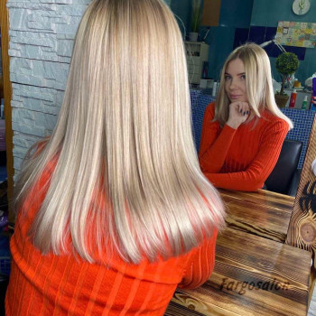 Фарбування з освітленням, шатуш
                    Салон красоты Fargo Киев