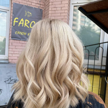 Фарбування з освітленням, шатуш
                    Салон красоты Fargo Киев