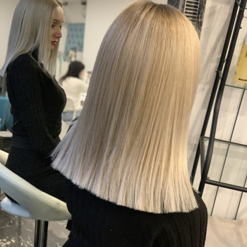 Фарбування волосся
                    Салон красоты Світлани Кирток Киев