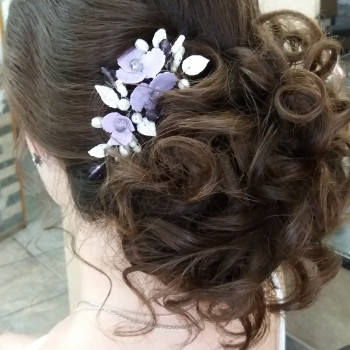 Весільні та вечірні зачіски
                    Женский парикмахер Олена Луцк