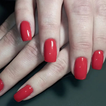 Фото из портфолио мастера Елизавета Казаченкова (мастер маникюра, Днепр)