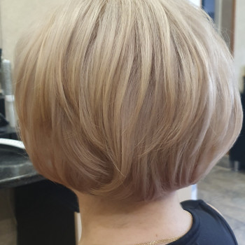 Об'емне-коротке каре