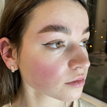 Ламінування, корекція та фарбування брів