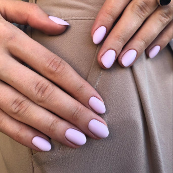 Манікюр зі зняттям та покриттям
                    Салон красоты Fargo Киев