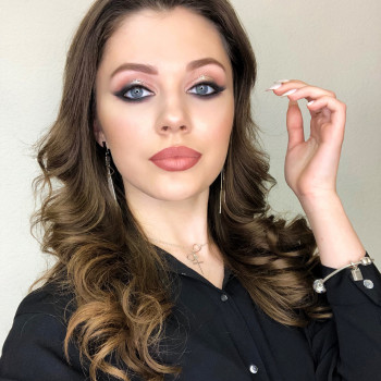 Вечірній макіяж
                    Визажист Татьяна Житомир