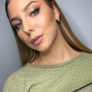 Макіяж
                    Візажист Катерина Львів