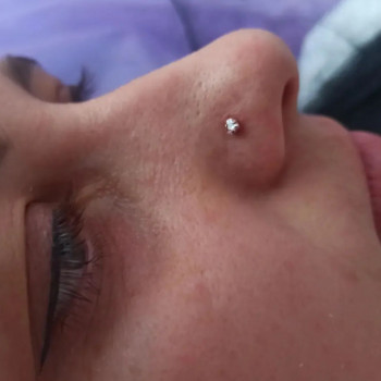 Прокол крыла носа