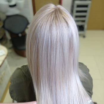 Окрашивание шатуш, айртач (airtouch)
                    Парикмахер Виктория Шевченко Киев