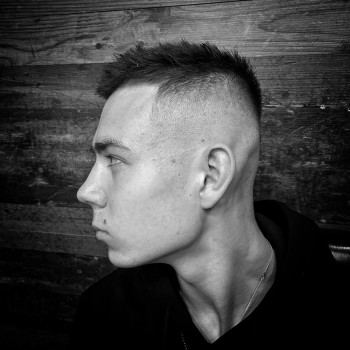 Мужская стрижка короткая, фото - Барбершоп Вarber Boss in che