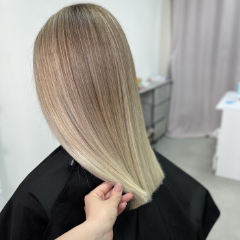 Сложное окрашивание
                    Перукар-колорист Ирина Вишневе