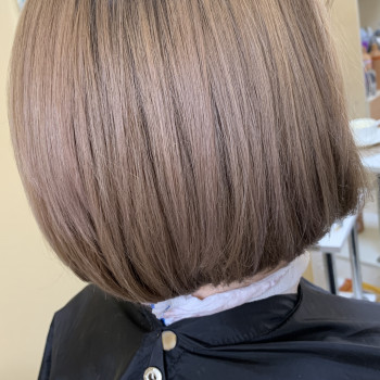 Фарбування волосся любої складності
                    Парикмахер-колорист Ирина Винница