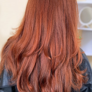 Фарбування волосся любої складності
                    Парикмахер-колорист Ирина Винница