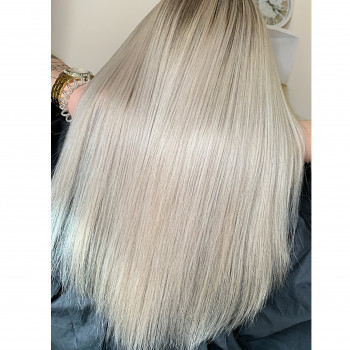 Фарбування волосся любої складності
                    Парикмахер-колорист Ирина Винница