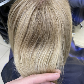 Шатуш Еір-тач Фарбування в техніці
                    Перукар Тетяна Ірпінь