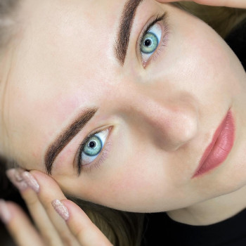 Перманентный макияж
                    Майстер перманентного макіяжу Анастасия Дніпро