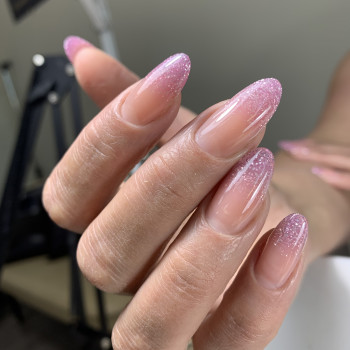 Маникюр с блестками розовый омбре, фото - Мастер маникюра Наталія Борик