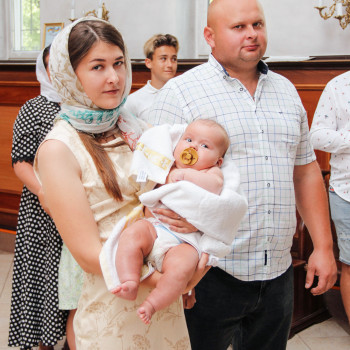 Фотосесія хрестин
                    Фотограф Катерина Київ