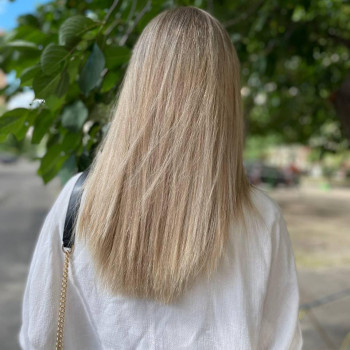 Фарбування з освітленням, шатуш
                    Салон красоты Fargo Киев