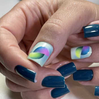 Коррекция ногтей
                    Майстер манікюру Наталья Миколаїв