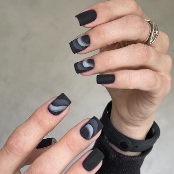 Коррекция ногтей
                    Майстер манікюру Наталья Миколаїв