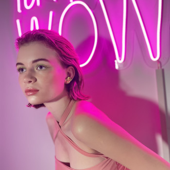 Аренда рабочего места для Бровиста/Визажиста
                    Салон краси MOONMOOD Одеса