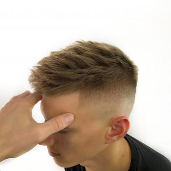 Мужская стрижка
                    Барбершоп Art Barbershop Бровары