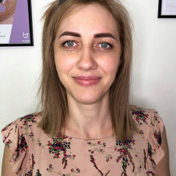 Пудрове напилення брів