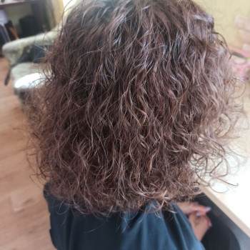 Био завивка волос
                    Перукар Людмила Дніпро