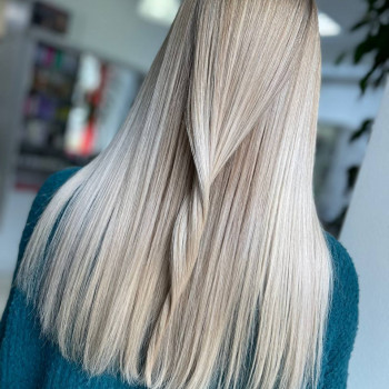 Пепельный цвет волос окрашивание прямые волосы, фото - салон красоты BEAUTY PRO SALON