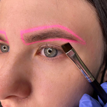 Брови (корекція + фарбування)
                    Салон краси Total Look Дніпро