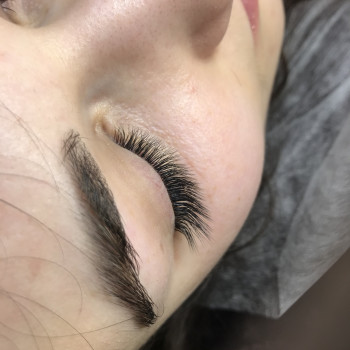 Нарощення вій ЛЕД
                    Лешмейкер Надія Київ