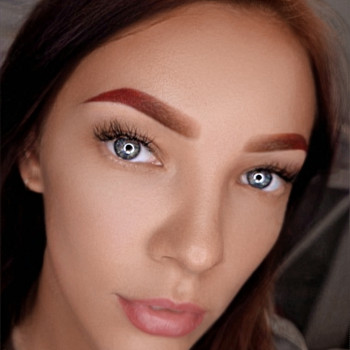 Цветной перманент бровей