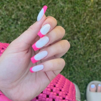 Нарощування нігтів
                    Салон красоты La.Mi Studio Днепр