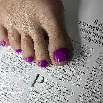 Педикюр з покриттям
                    Салон красоты Beauty Bar Винница