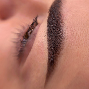 Перманентный макияж бровей
                    Мастер перманентного макияжа Таисия Киев